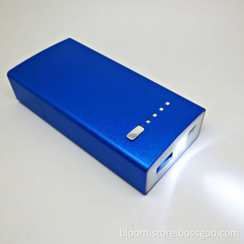 Metal Case 6,000mAh Power Bank for iPhone, iPad, Samsung, HTC, RIM's BlackBerry, 1W LED FlashlightNew